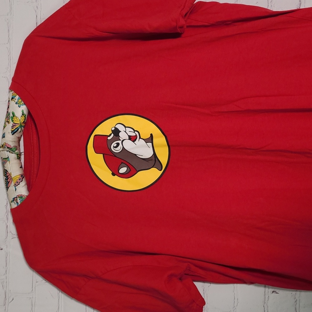 Buc-ee's Red Classic Yellow Beaver  Logo Tee Tshirt Unisex Top Size XL - Picture 4 of 9